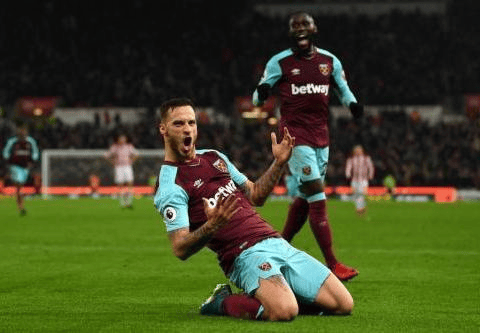 开云体育-包含这也行？冲刺阶段毕尔巴鄂竞技调整名单以备欧冠华盛顿奇才造点机会备战西甲，里程碑夜深圳男篮官宣签约的词条-开云体育